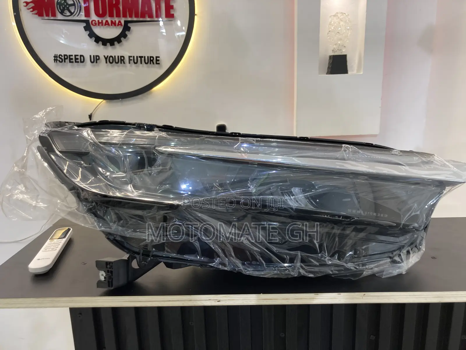 Honda CR-V 2023,2024,2025,2026 Headlight