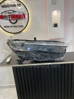 Honda CR-V 2023,2024,2025,2026 Headlight