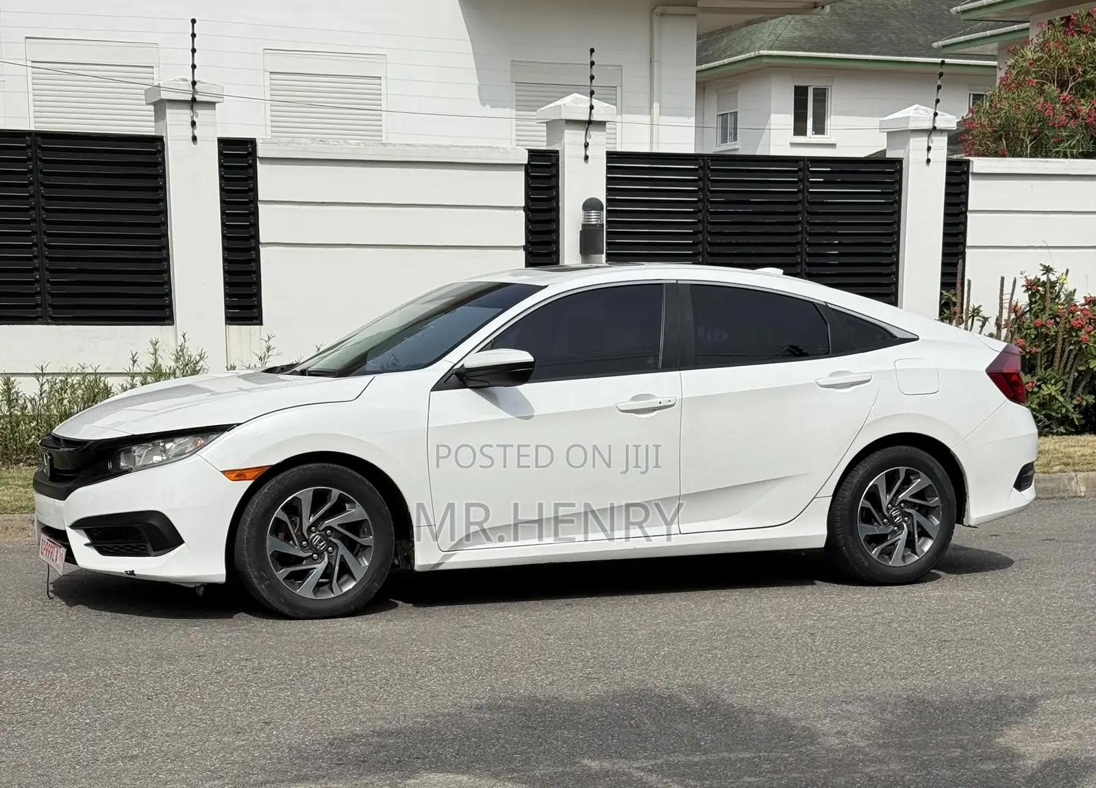 Honda Civic EX Sedan 2018 White