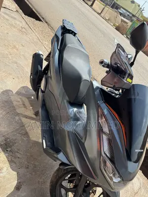 Honda 2025 Gray