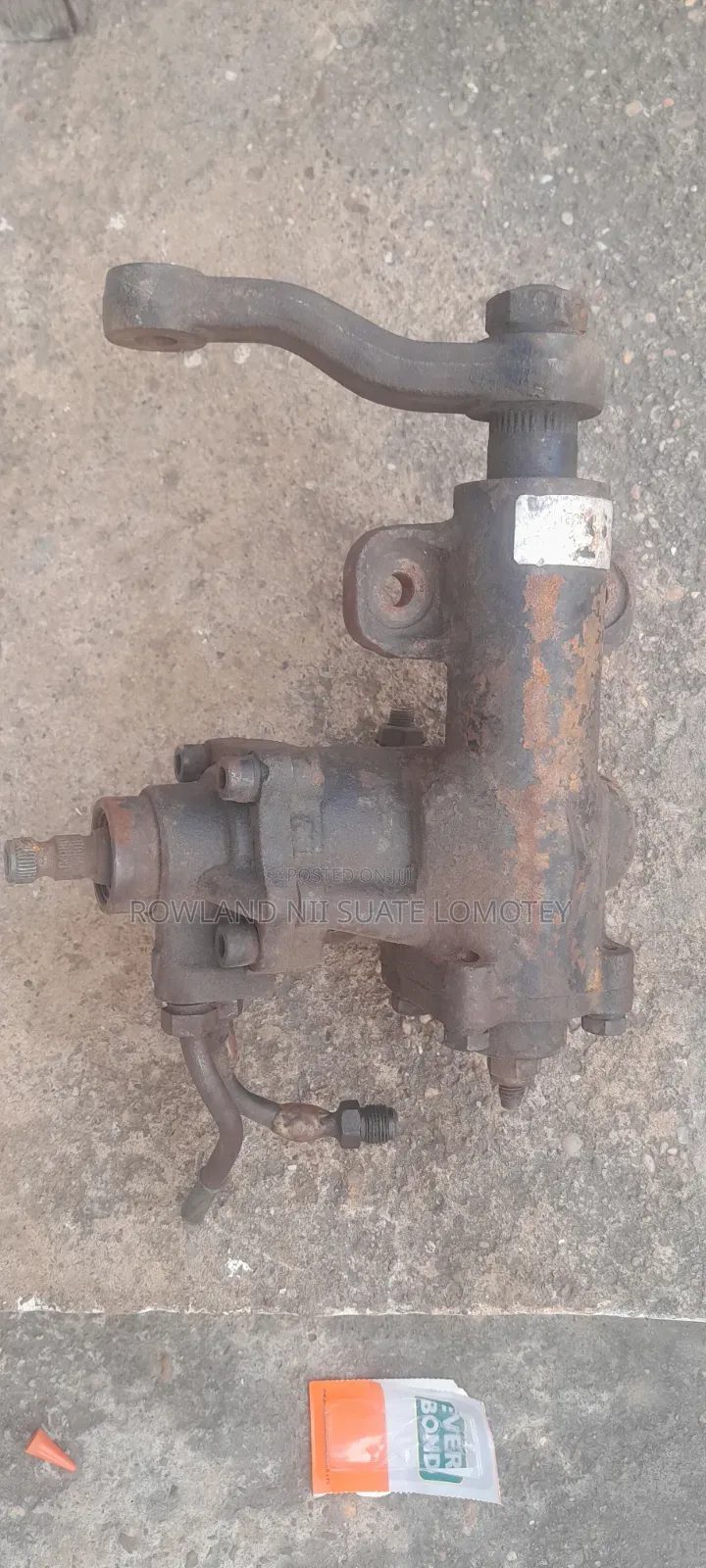 Nissan Hardbody Steering Port