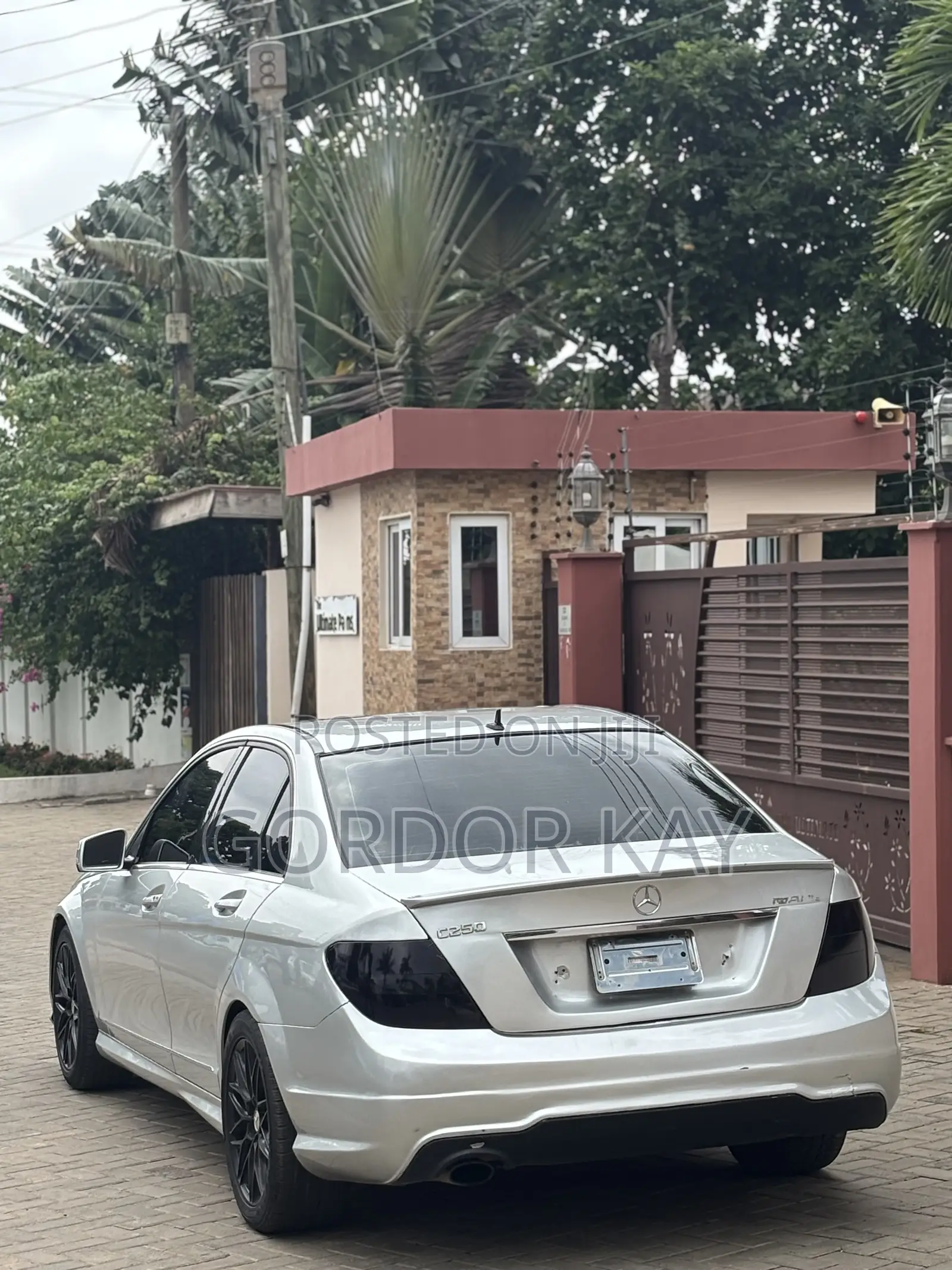 Mercedes-Benz C250 2014 Silver