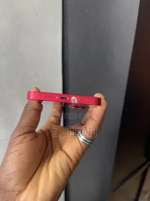 Apple iPhone 13 128 GB Red