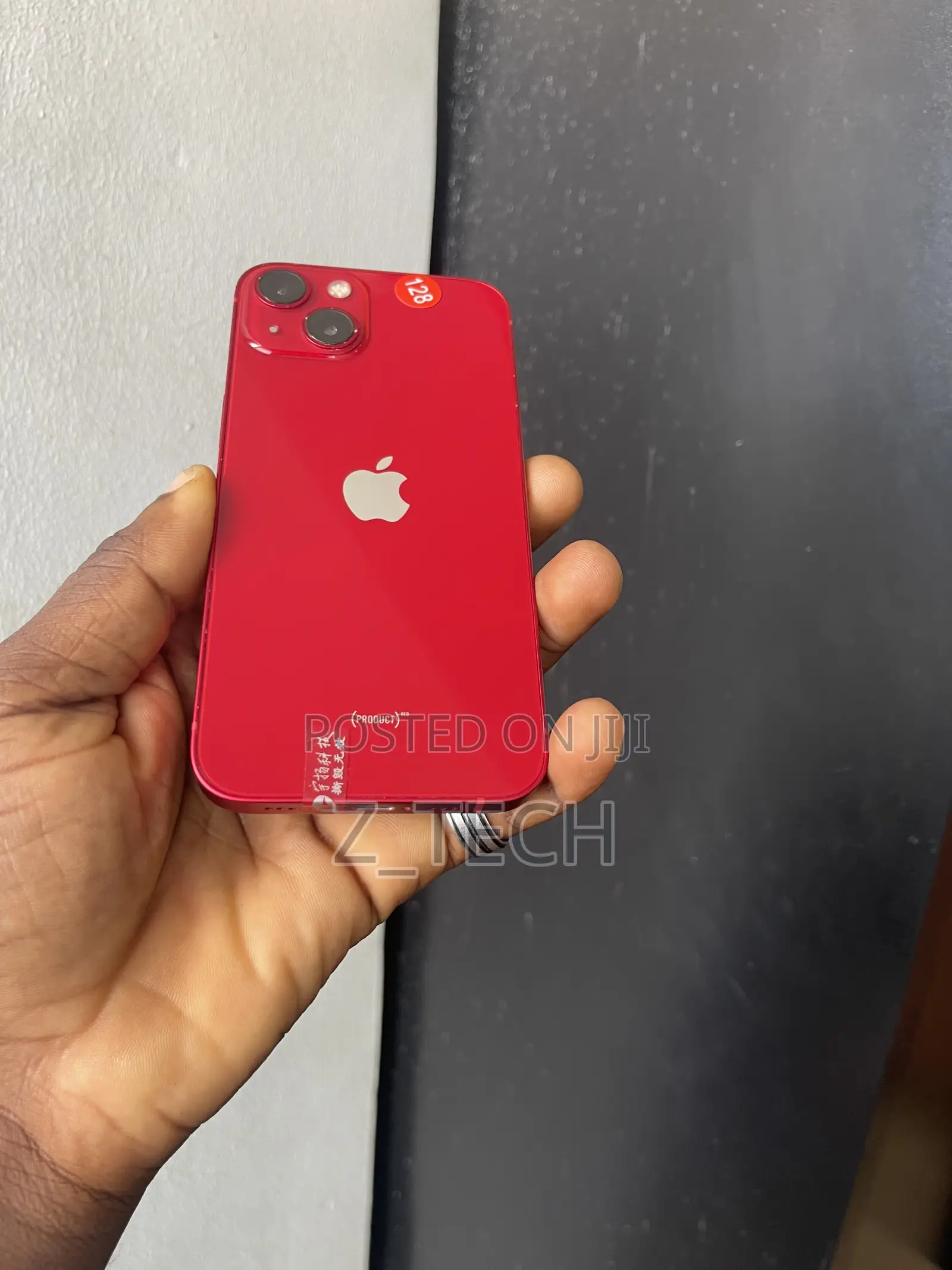 Apple iPhone 13 128 GB Red