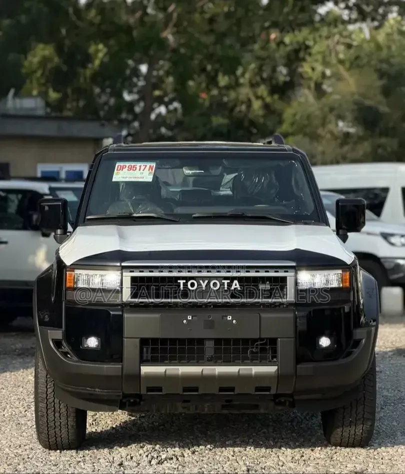 Toyota Land Cruiser Prado 2.8 2025 Black