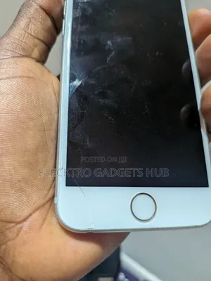 Apple iPhone 6s 64 GB Gold