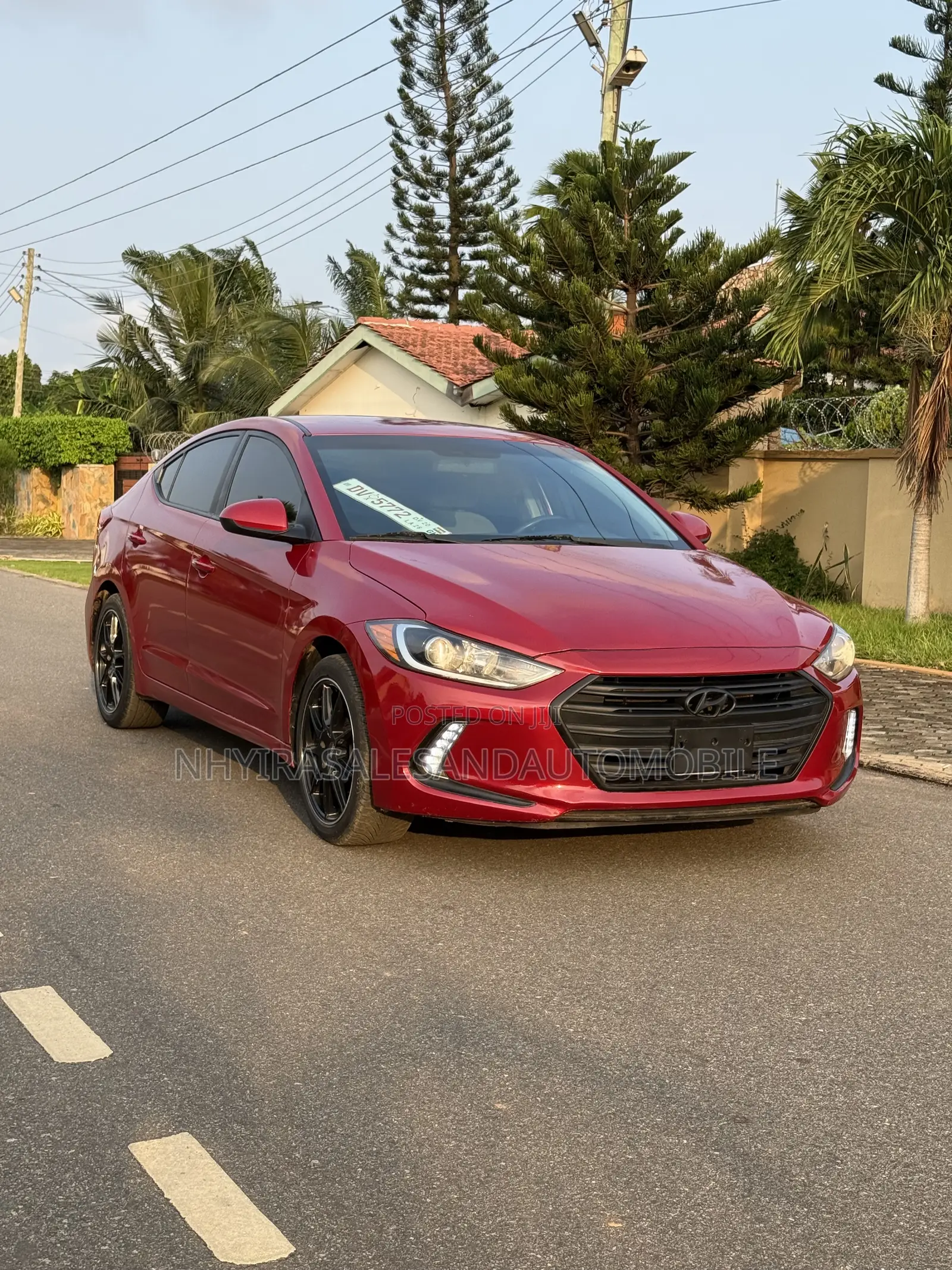 Hyundai Elantra 2018 Red