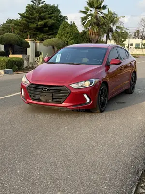 Hyundai Elantra 2018 Red