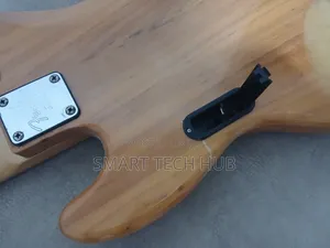 Active/ Pasive Customised Fender Bass Guitar