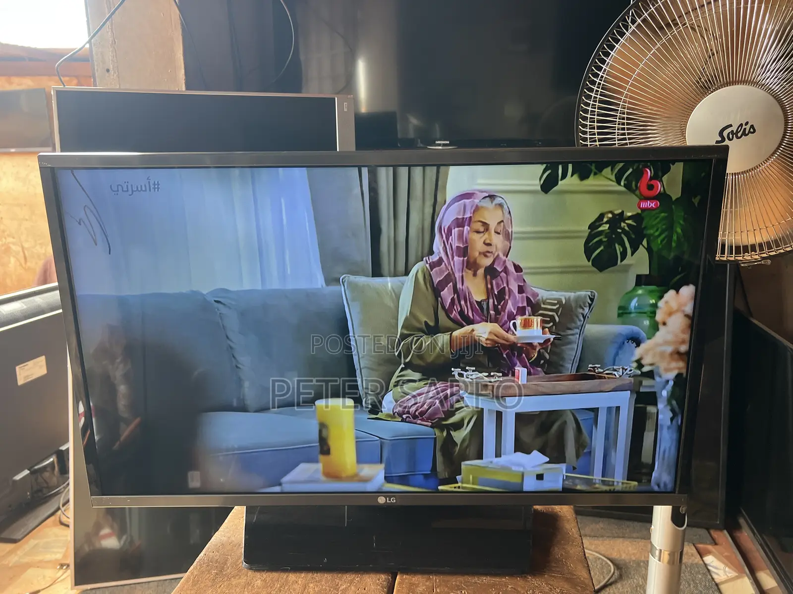 LG 32 Smart TV