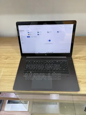Laptop HP ZBook Studio G4 16GB Intel Xeon SSD 256GB