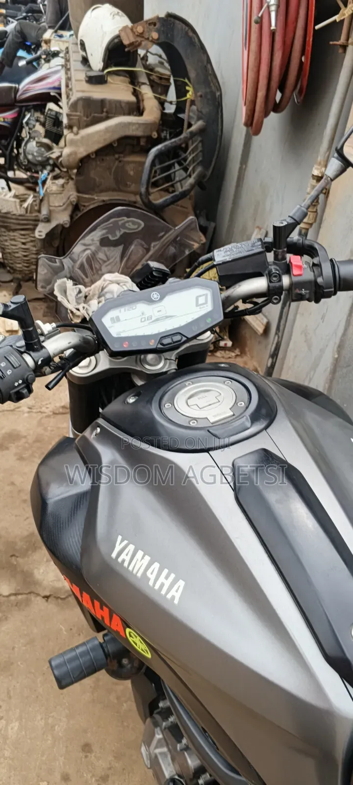 Yamaha FZ 2018 Gray
