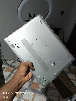Laptop HP EliteBook 735 G6 16GB AMD Ryzen 5 SSD 256GB