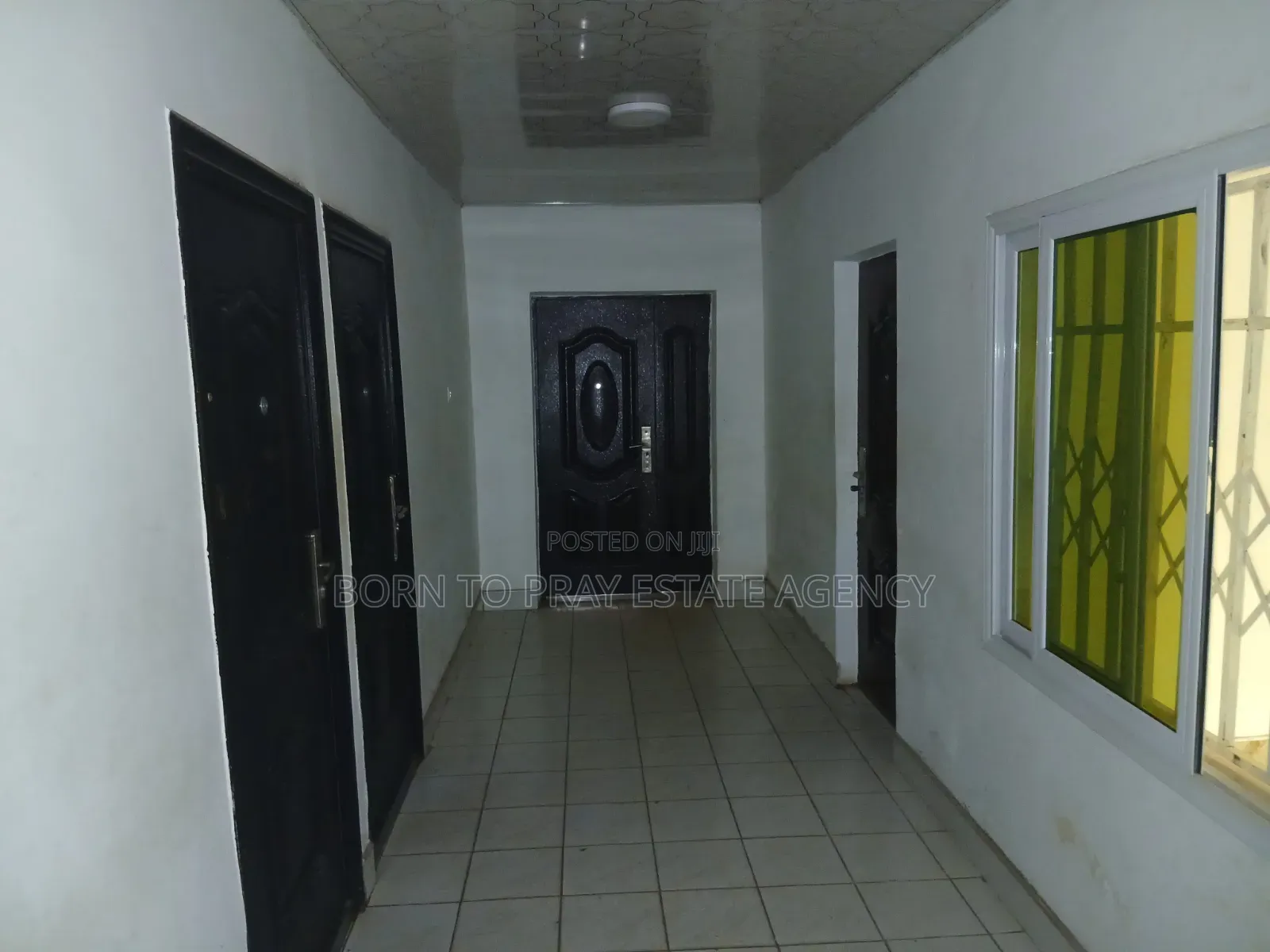 5bdrm House in Born To Pray Estate, Ejisu-Juaben Municipal for rent
