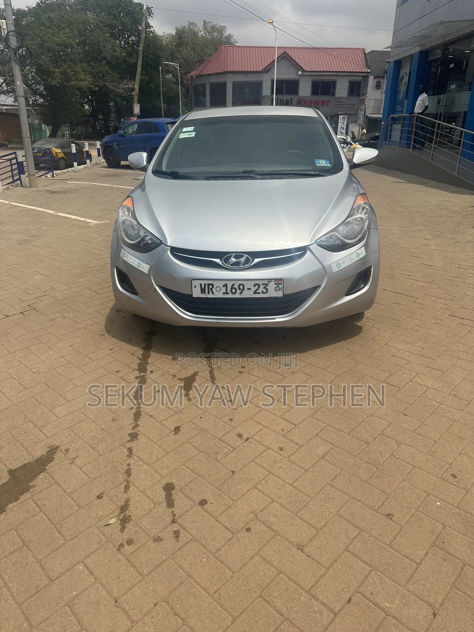 Hyundai Elantra 2012 Silver
