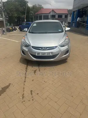 Hyundai Elantra 2012 Silver