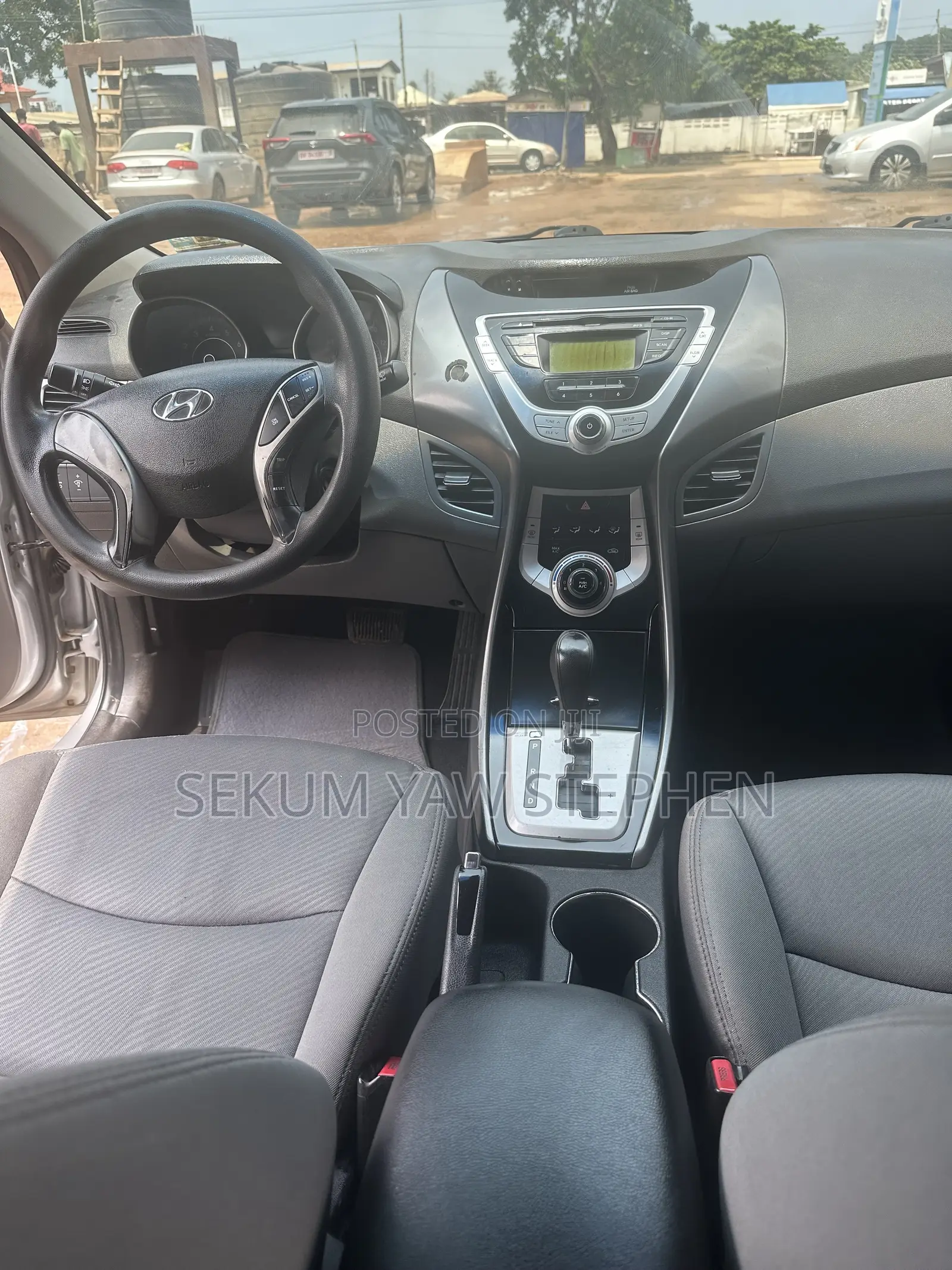 Hyundai Elantra 2012 Silver