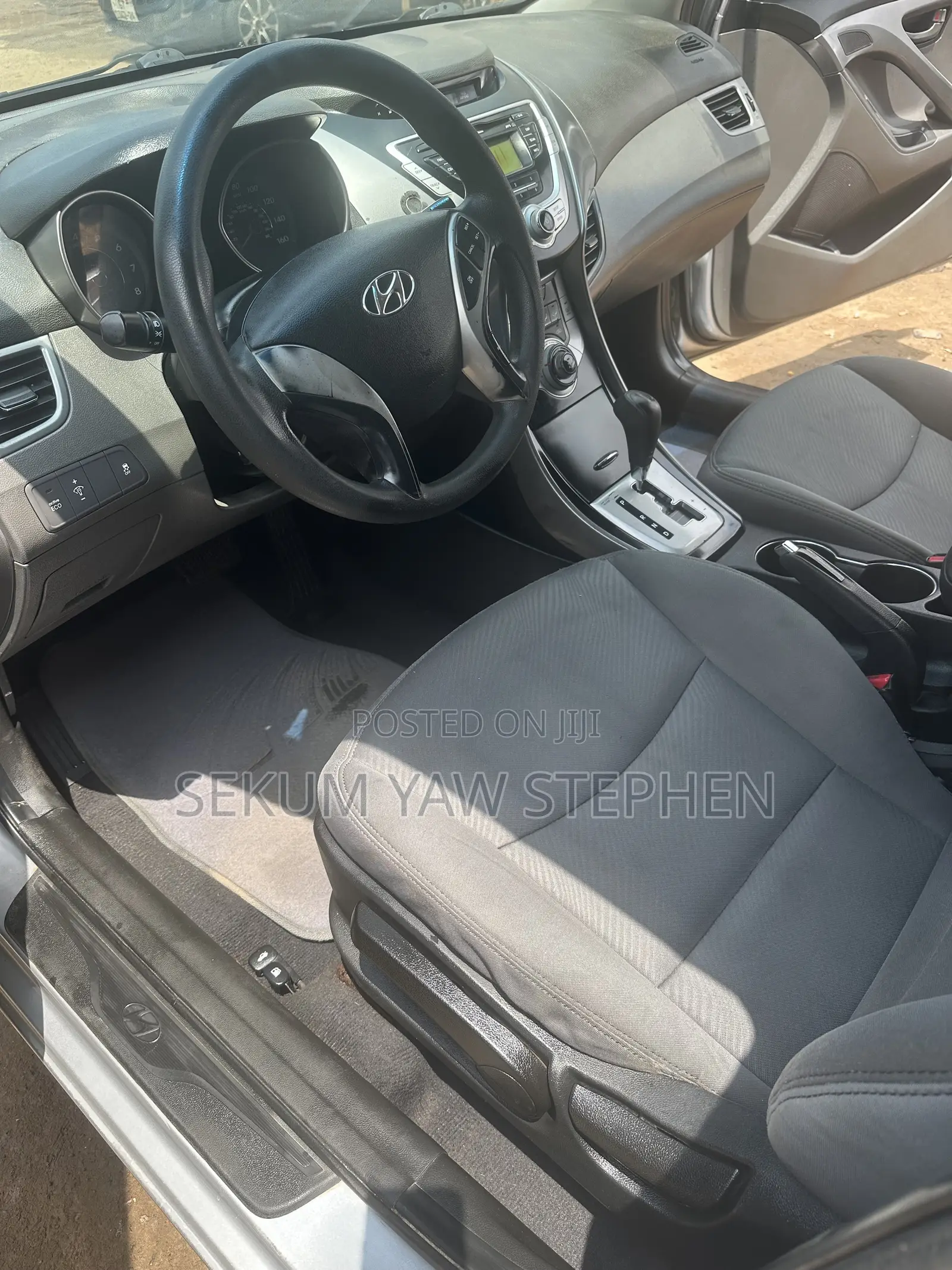 Hyundai Elantra 2012 Silver