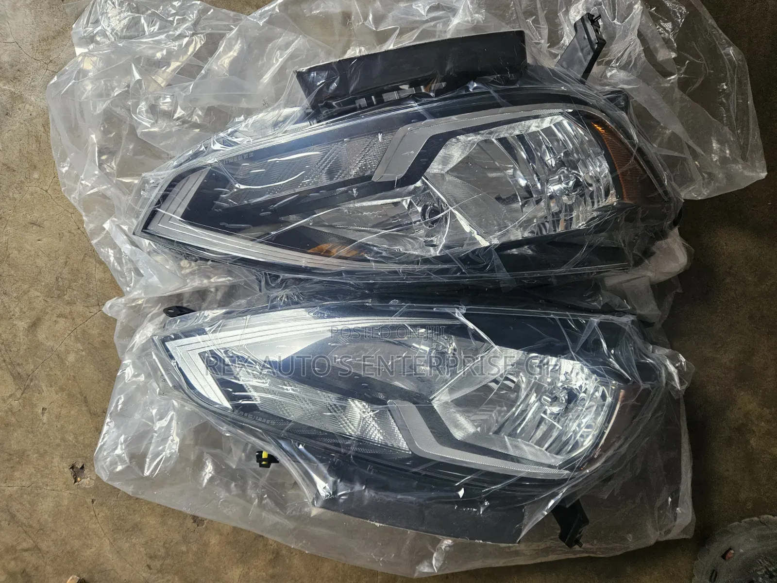 Nissan Sentra 2015,2016,2017 Headlight