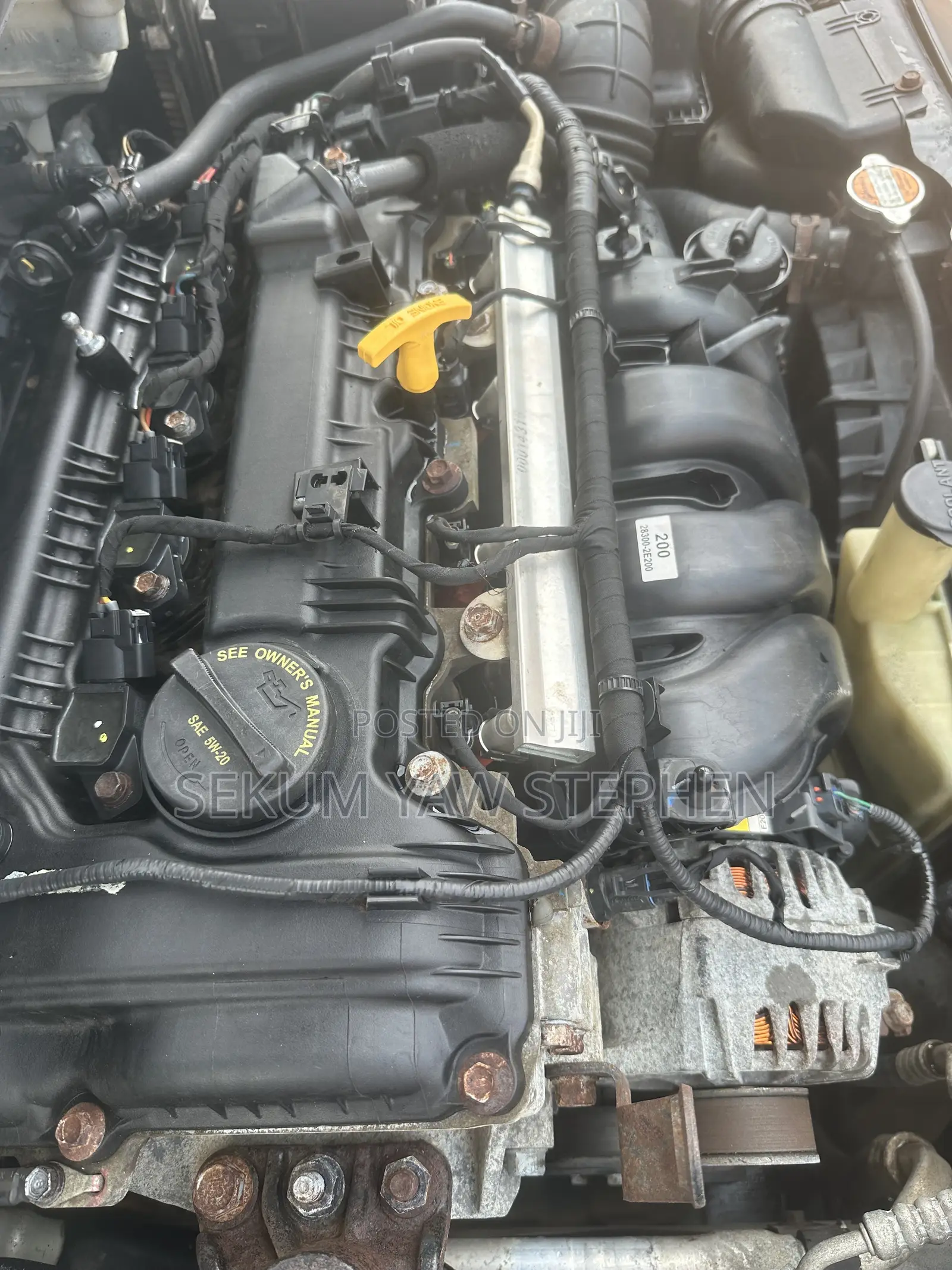 Hyundai Elantra 2012 Silver