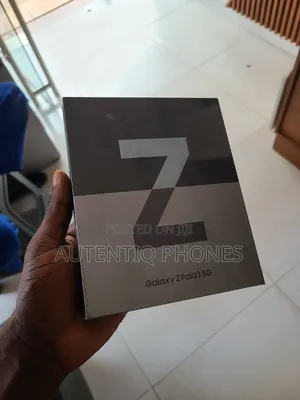 New Samsung Galaxy Z Flip3 5G 256 GB Black