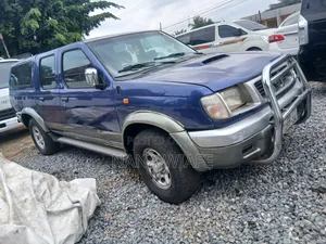 Nissan Pick-Up 2007 Brown