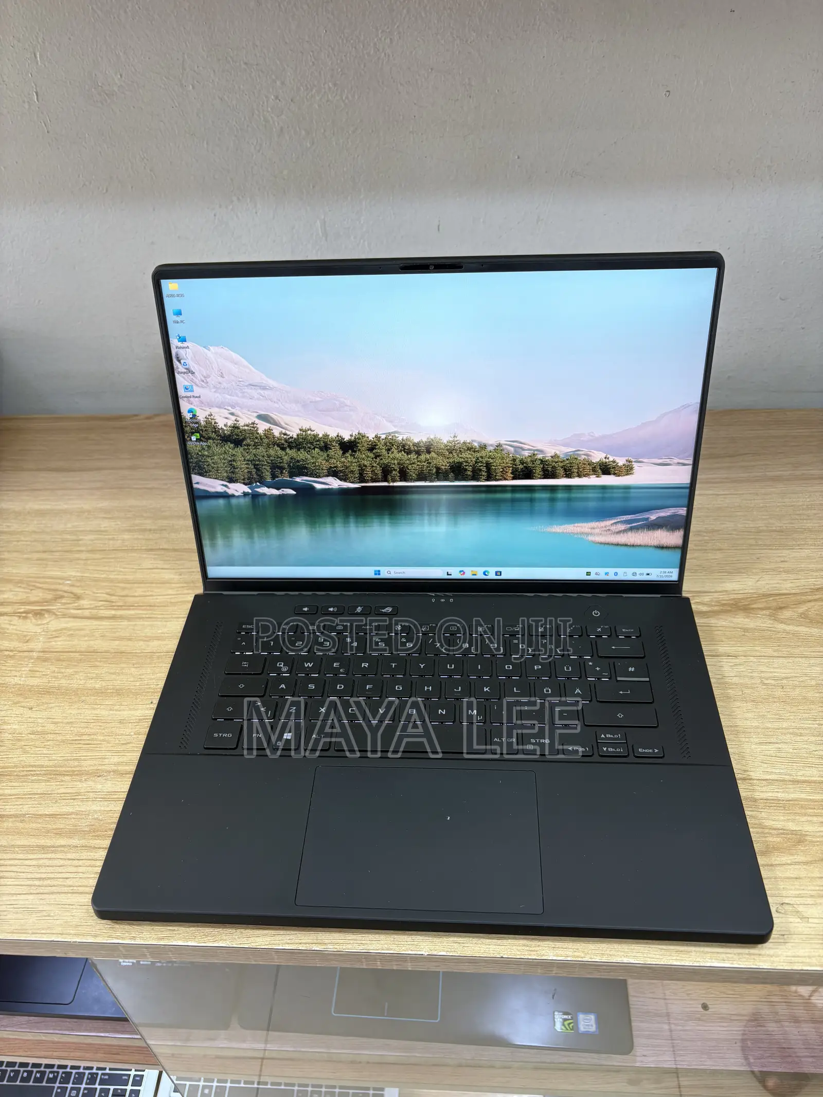 Laptop Asus ROG Zephyrus M16 16GB Intel Core i9 SSD 1T