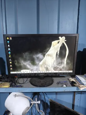 27 Inches Monitor