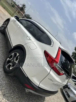 Honda CR-V Touring AWD 2018 White