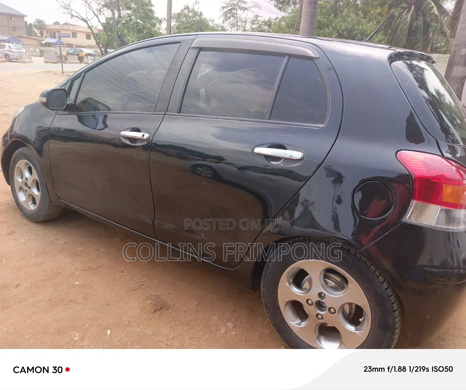 Toyota Vitz 2010 Black