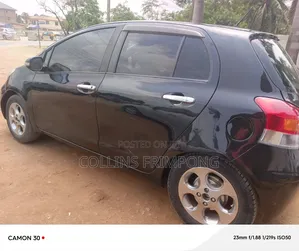 Toyota Vitz 2010 Black