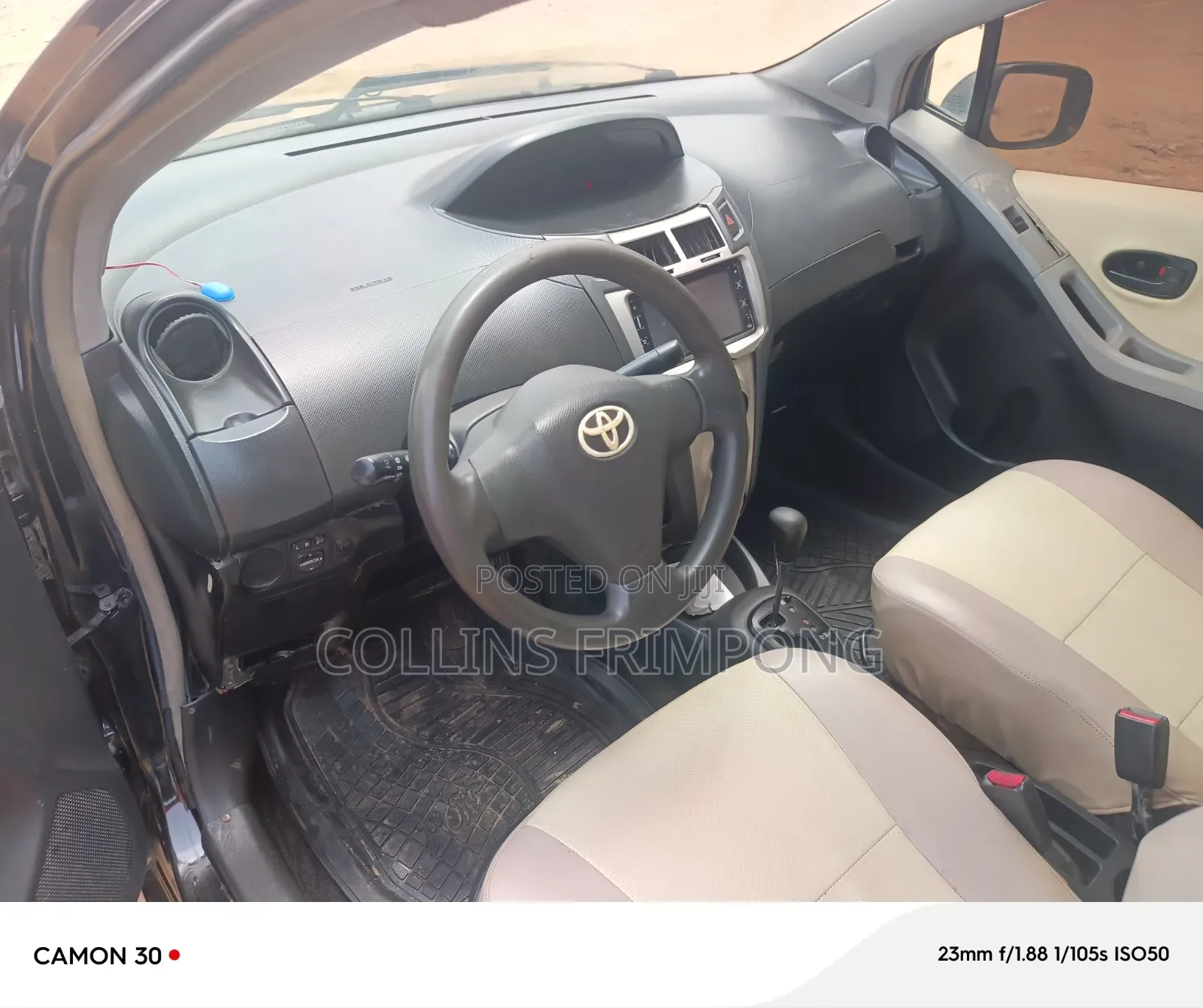 Toyota Vitz 2010 Black