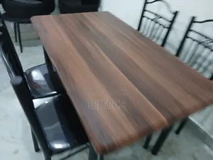 Dinning Set as Seen