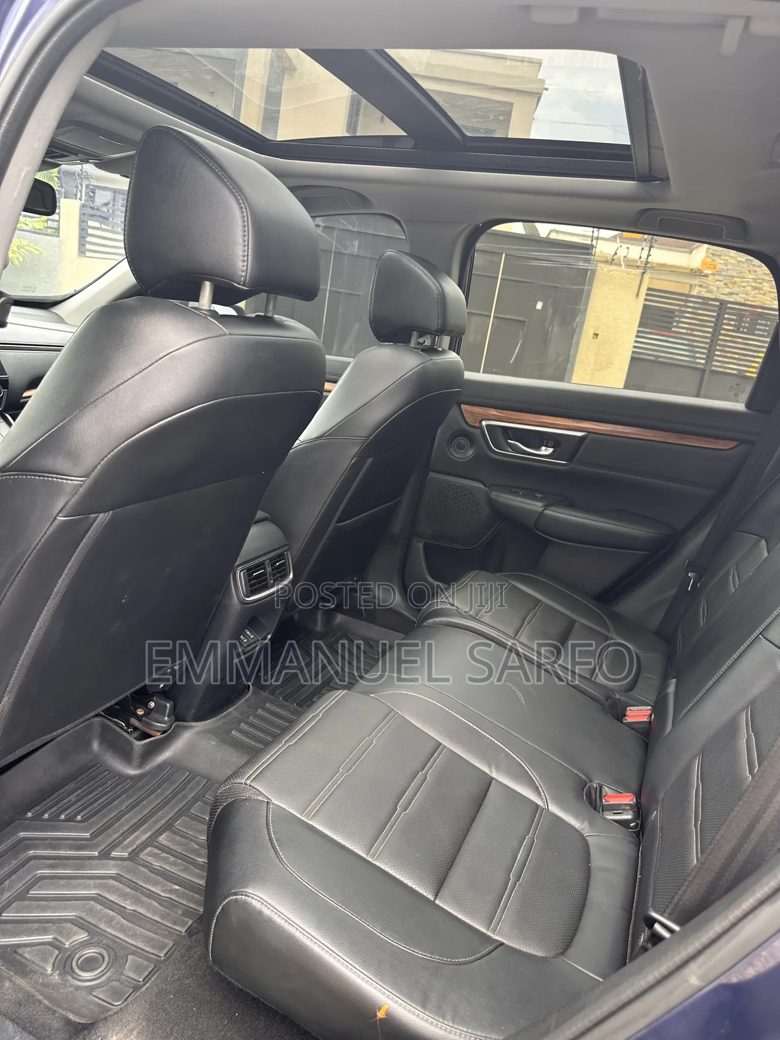 Honda CR-V Touring AWD 2020 Blue