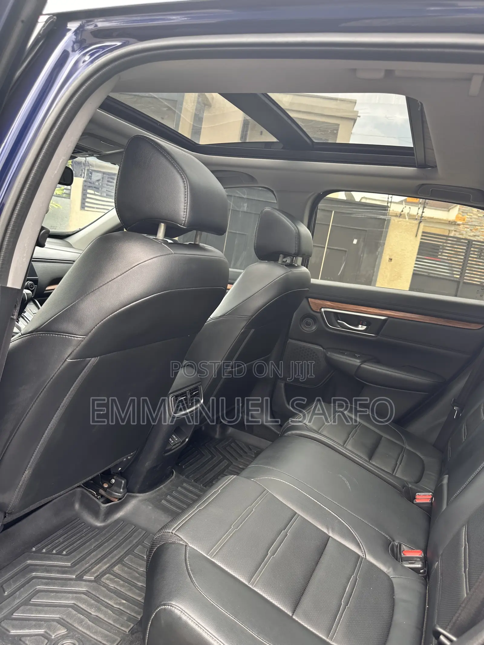 Honda CR-V Touring AWD 2020 Blue