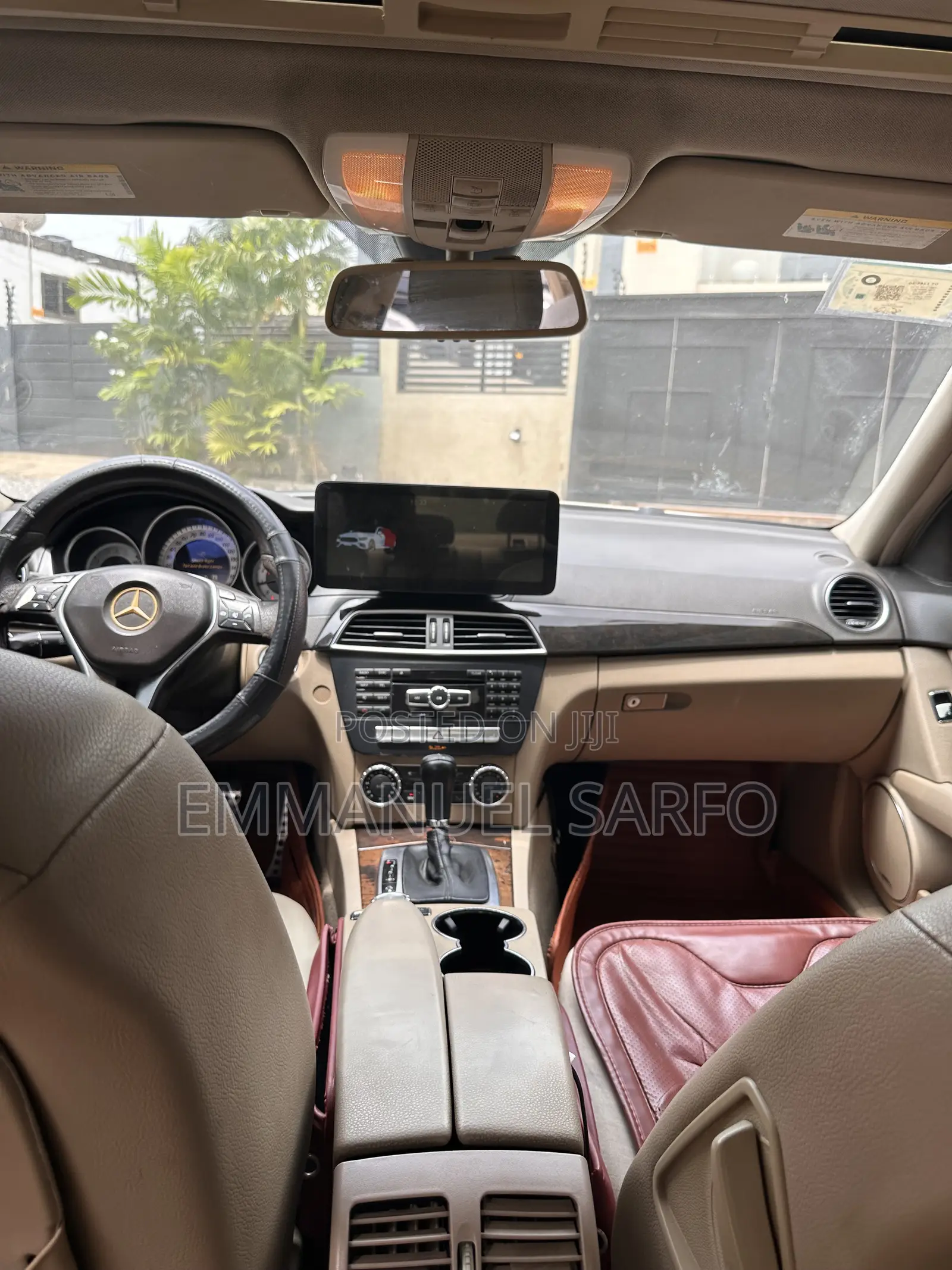 Mercedes-Benz C250 2013 Gold