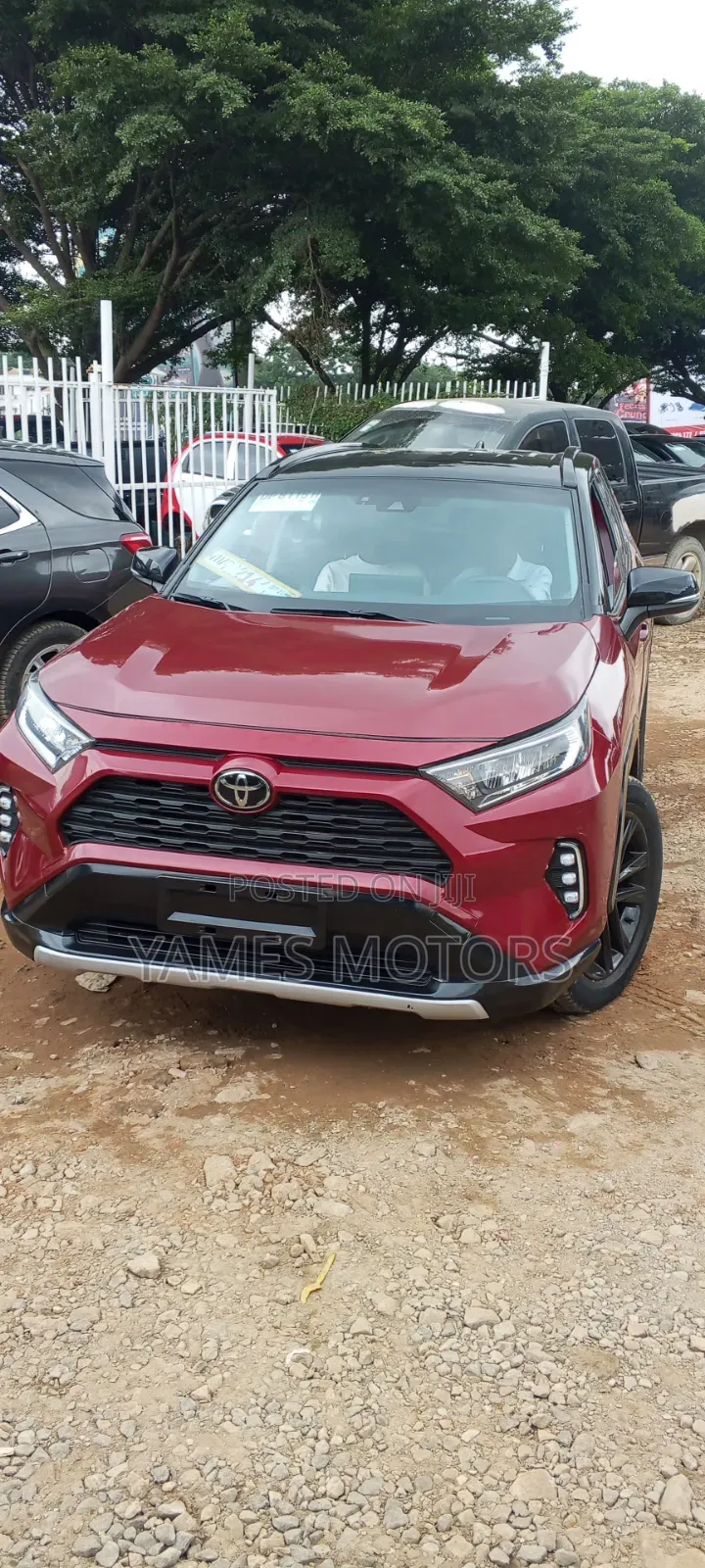 Toyota RAV4 2021 Red