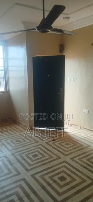 2bdrm Apartment in Denkyebuoso Kumasi for rent