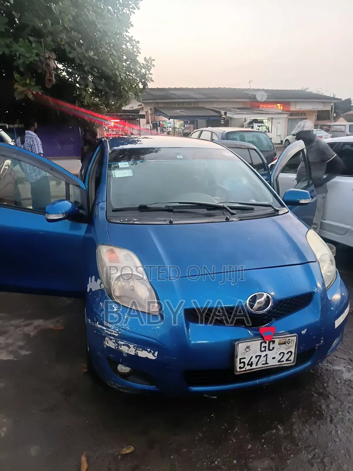 Toyota Vitz 1.0 FWD 5dr 2010 Blue