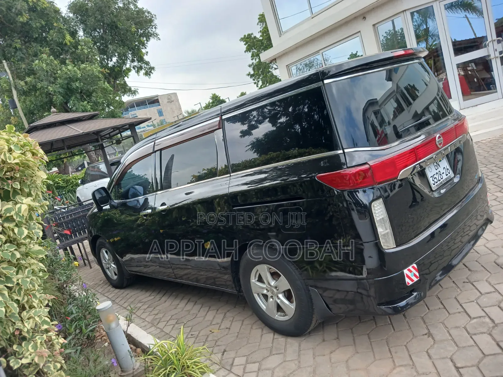 Nissan Elgrand 2017 Black