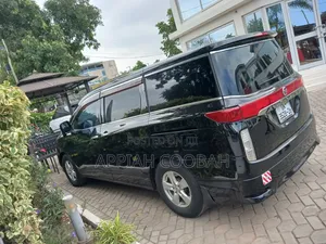 Nissan Elgrand 2017 Black