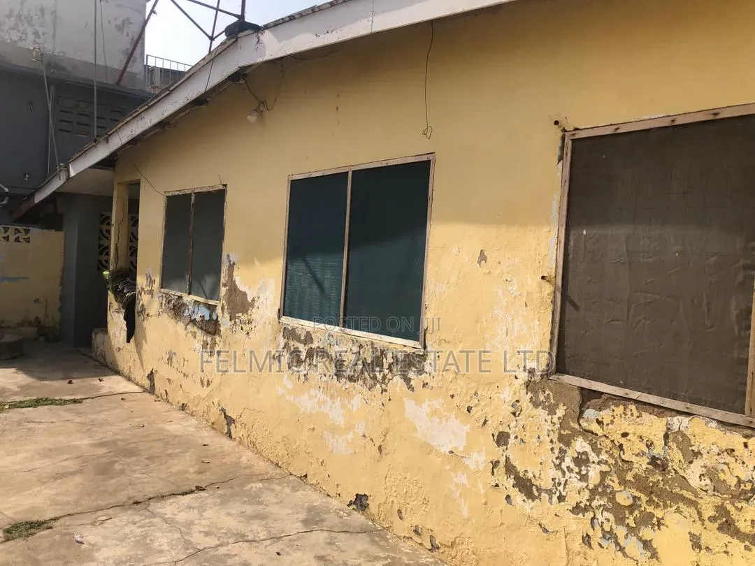 4bdrm House in Felmic Real Estate for sale