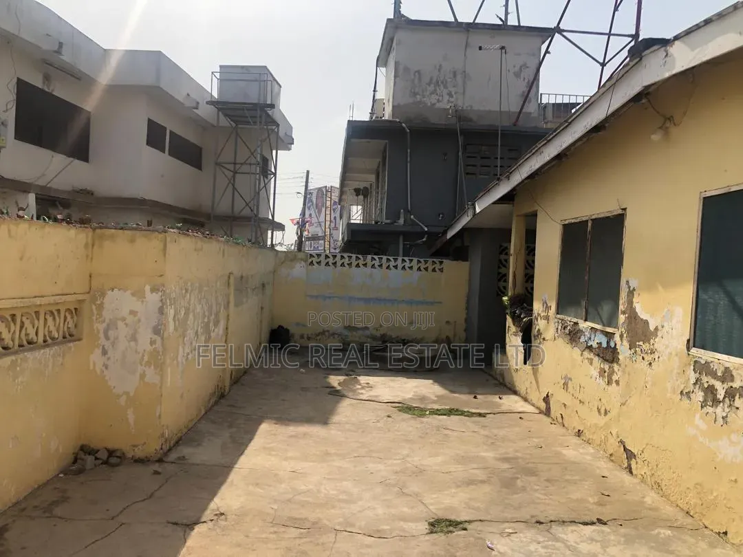 4bdrm House in Felmic Real Estate for sale