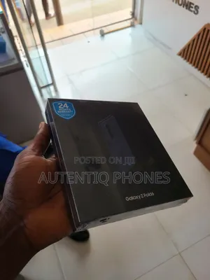 New Samsung Galaxy Z Fold6 256 GB Black