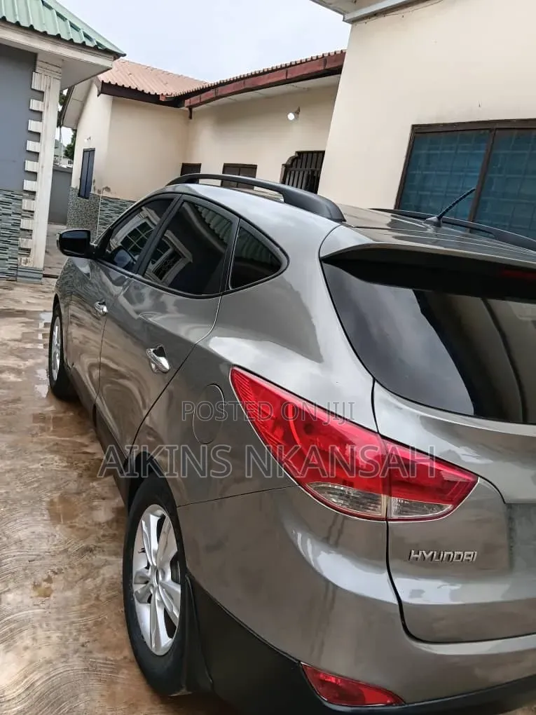 Hyundai Tucson 2014 Silver