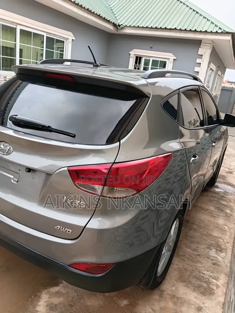 Hyundai Tucson 2014 Silver