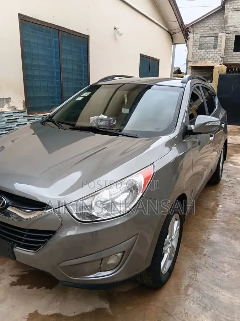 Hyundai Tucson 2014 Silver