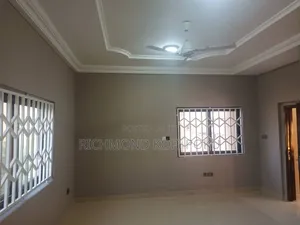 5bdrm House in Kofis Realty, Coca Cola for rent