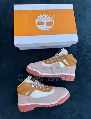 Original Timberland Field Boots in Colours