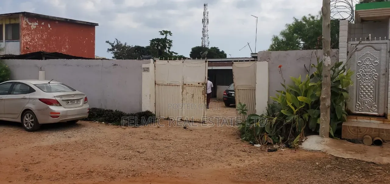 4bdrm House in Felmic Real Estate, Lartebiokorshie for sale